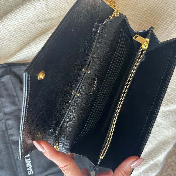 Ysl wallet on chain - Picture 4 of 9